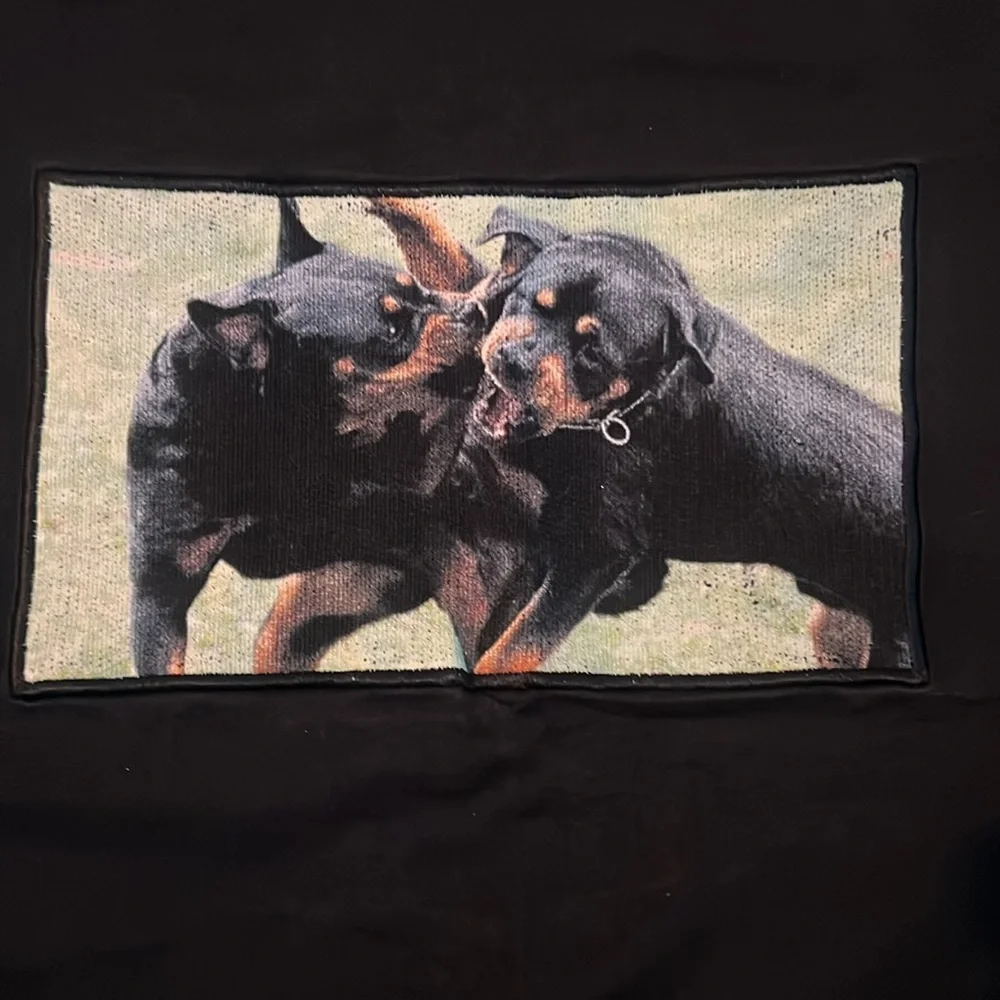 GiVENCHY Rottweiler shirt 🐾🐶 - Picture 2 of 7